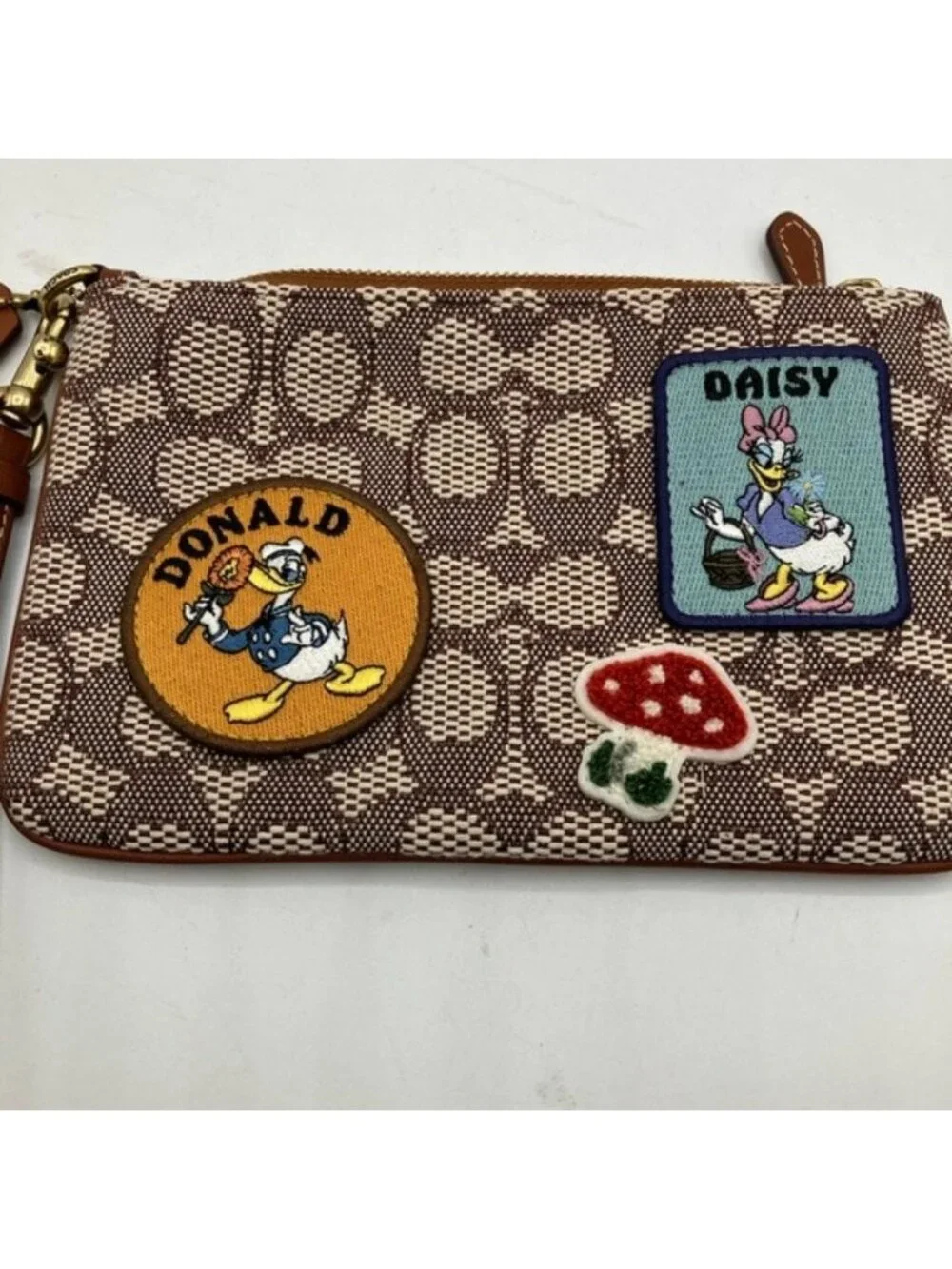 Donald Daisy Duck Patches Coach x Disney Wristlet Vintage Pouch Cosmetic